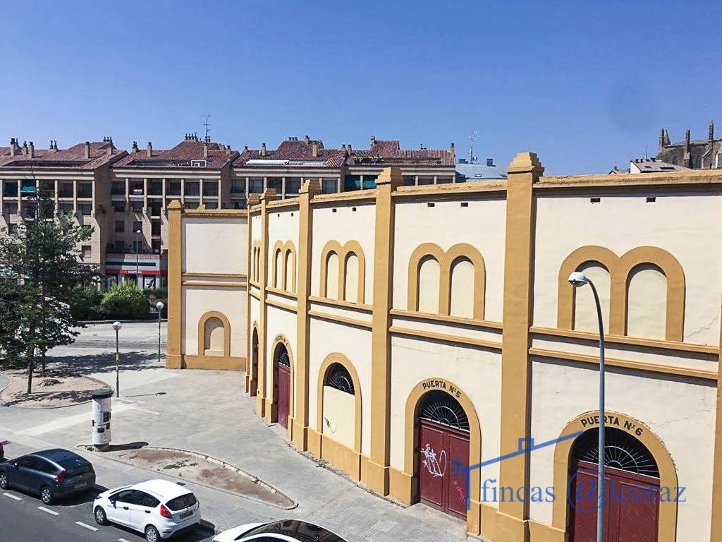 Piso en Plaza Unidad Nacional, Huesca, Huesca de 85 m2