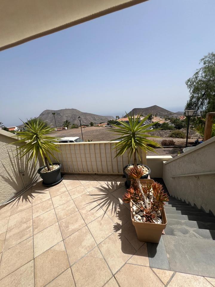 Casa / chalet en Calle Tinguafaya, Chayofa, Santa Cruz de Tenerife de 180 m2