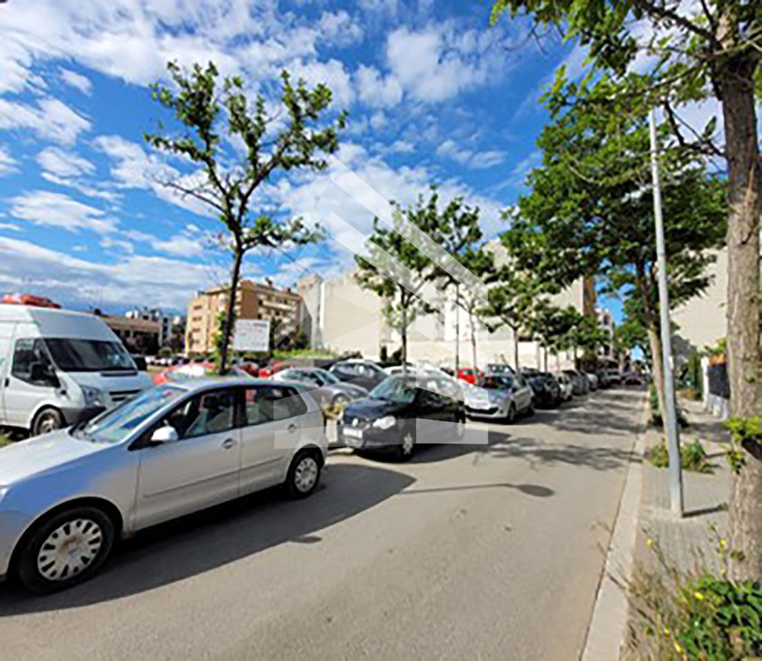 terrenos en pineda-de-mar · carrer-progres-08397 215000€
