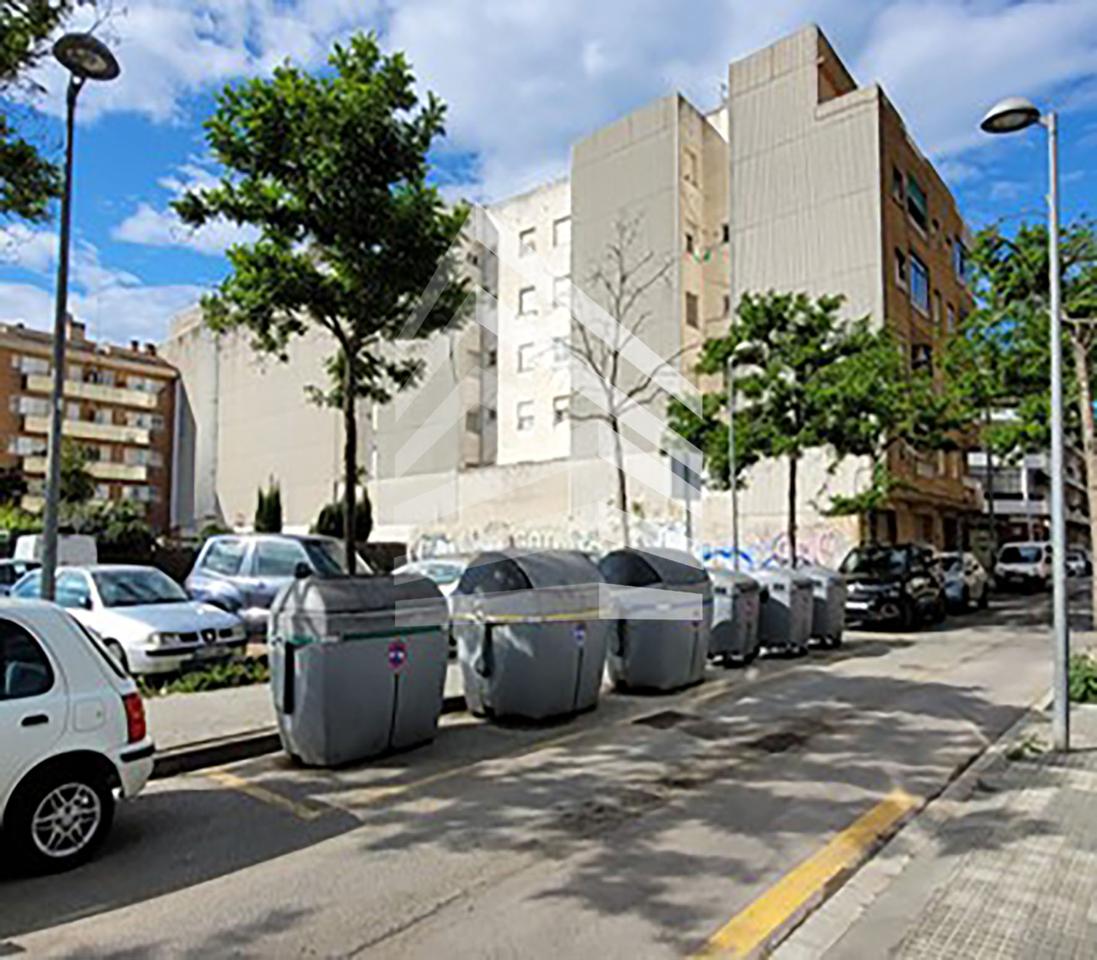 terrenos en pineda-de-mar · carrer-progres-08397 215000€