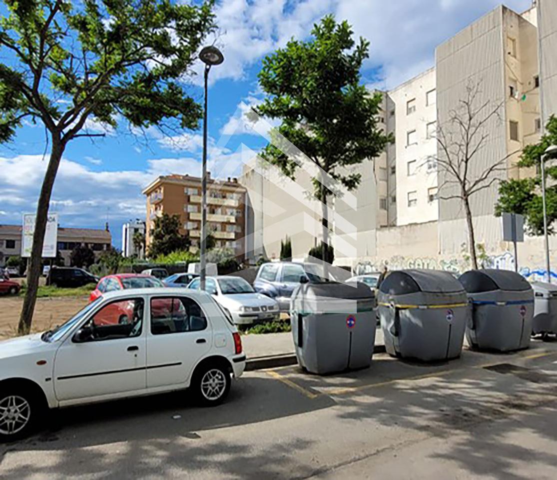 terrenos en pineda-de-mar · carrer-progres-08397 215000€