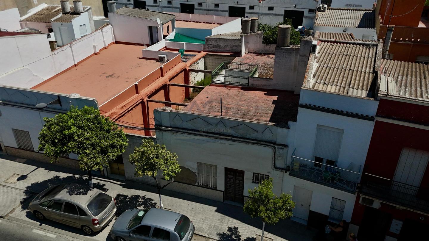 Terreno en Calle Blas Infante 11, Las Cabezas de San Juan, SEVILLA de 328 m2