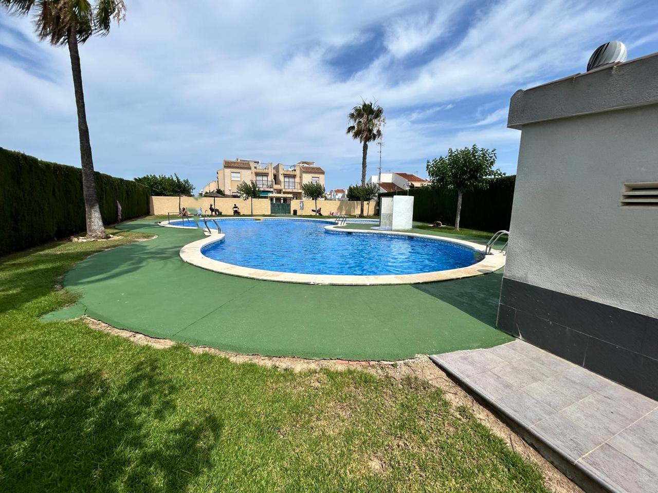 Bungalow en Chiva, Torrevieja, Alicante de 45 m2