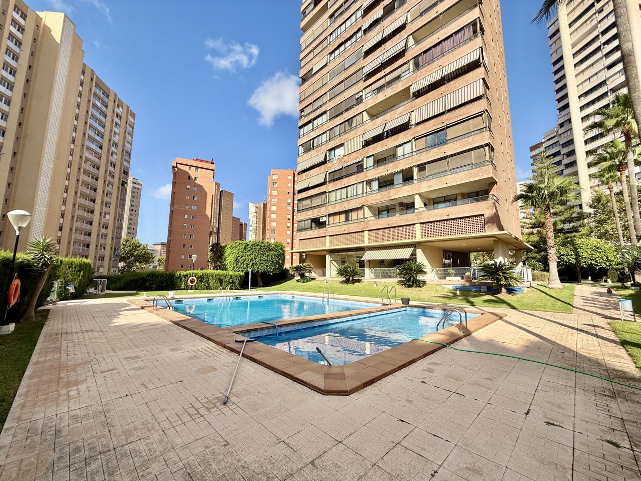 Flat in Benidorm, Alicante of 82 m2
