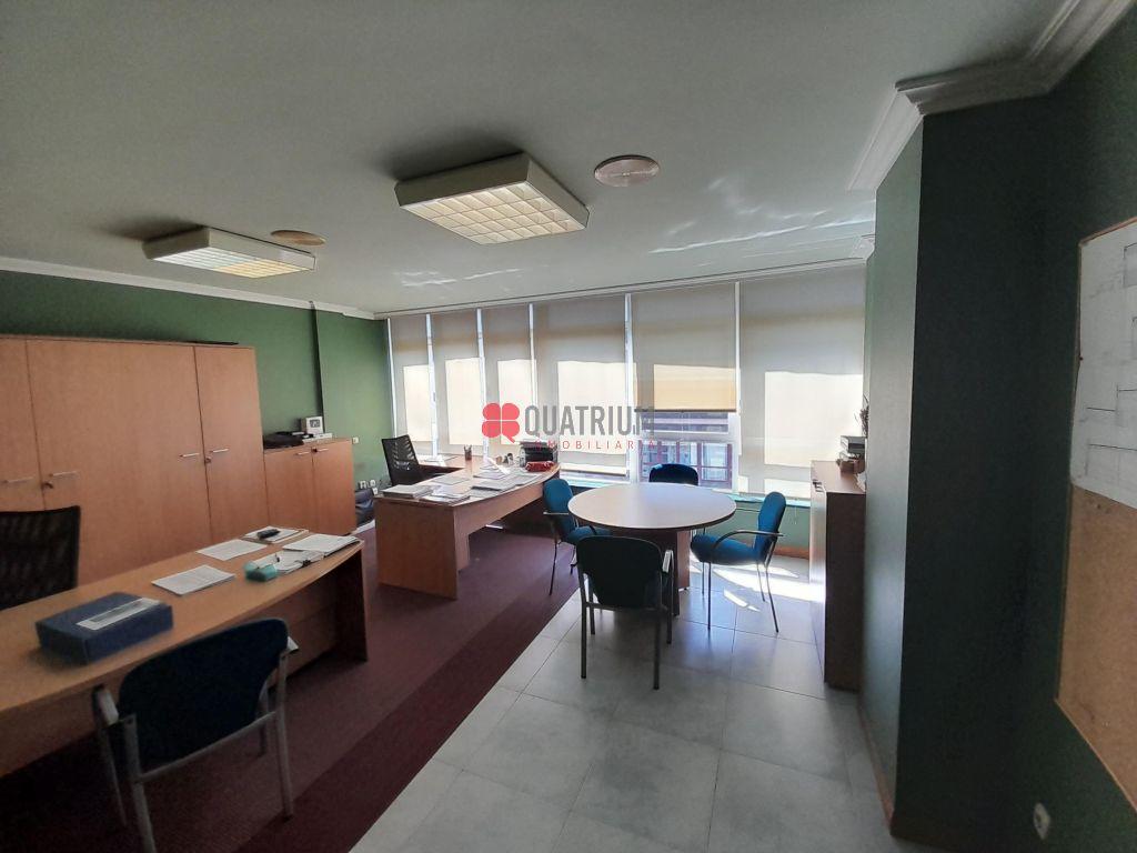 Oficina en Rúa das Galeras, Santiago de Compostela, A Coruña de 33 m2