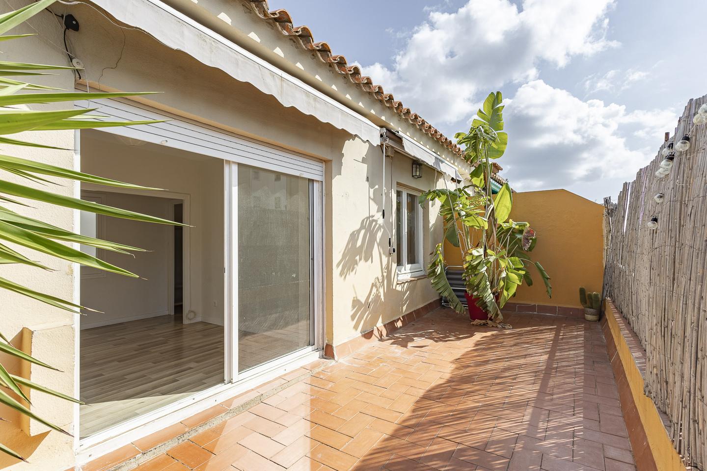 Flat in Carrer de Maignon, Barcelona, Barcelona of 76 m2