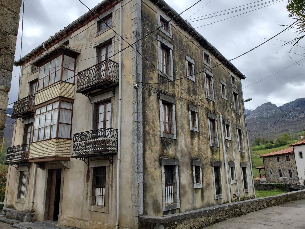 Edificio en venta en Cantabria
