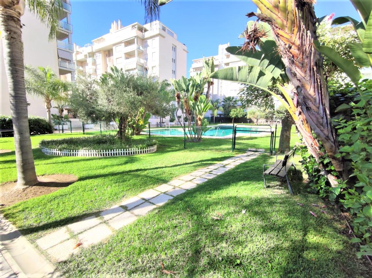 Piso en Calle el Higueral 8, Rincón de la Victoria, Málaga de 97 m2