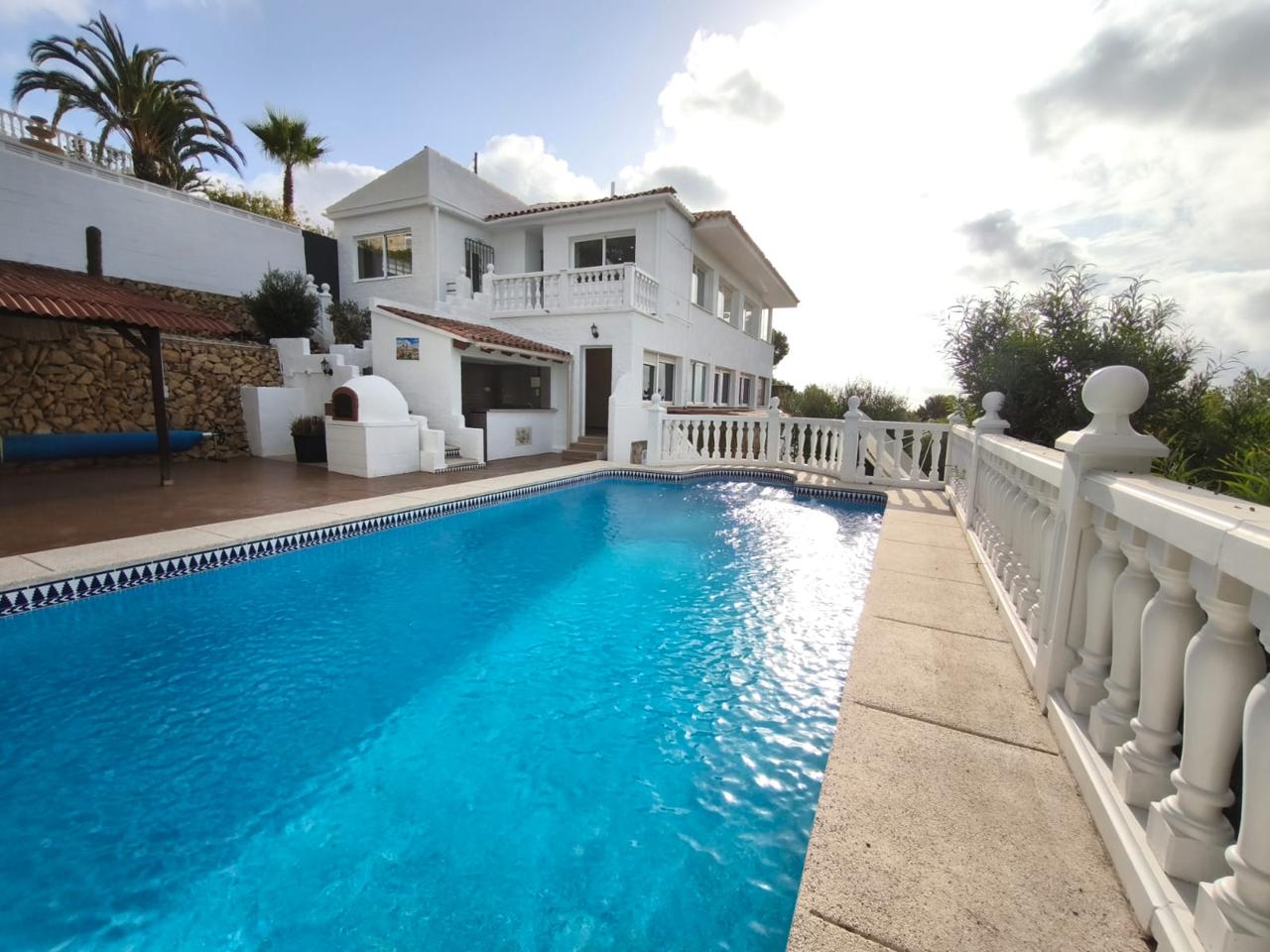 Villa in Montebello, Alicante of 216 m2