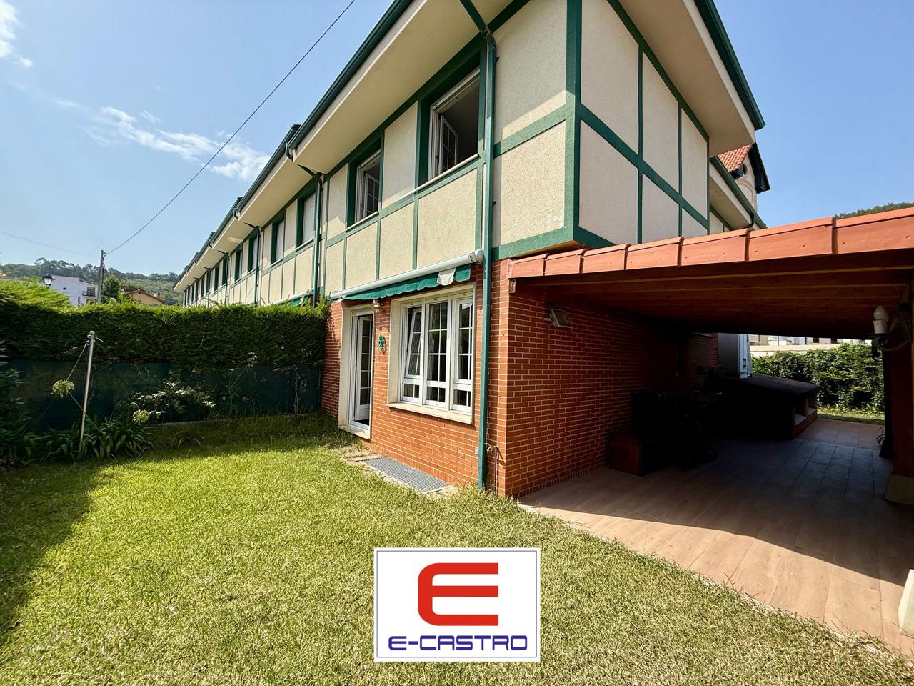 Casa / chalet en Barrio Mioño, Castro-Urdiales, Cantabria de 174 m2