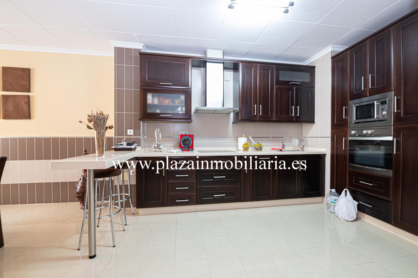 Villa in Lucena, Córdoba of 311 m2