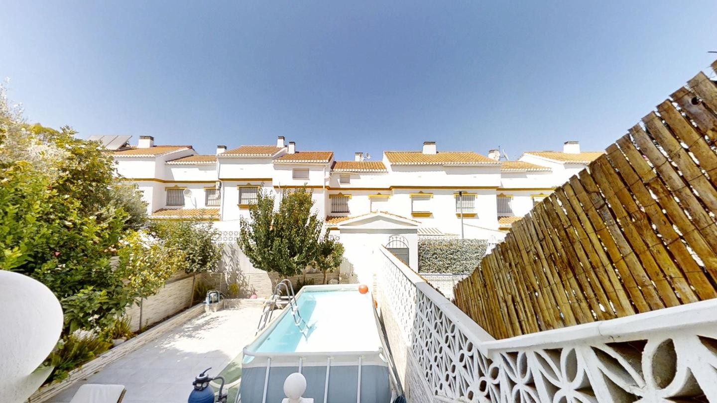 Villa in Calle Maestro Moreno Torroba 1, Churriana, Málaga of 208 m2