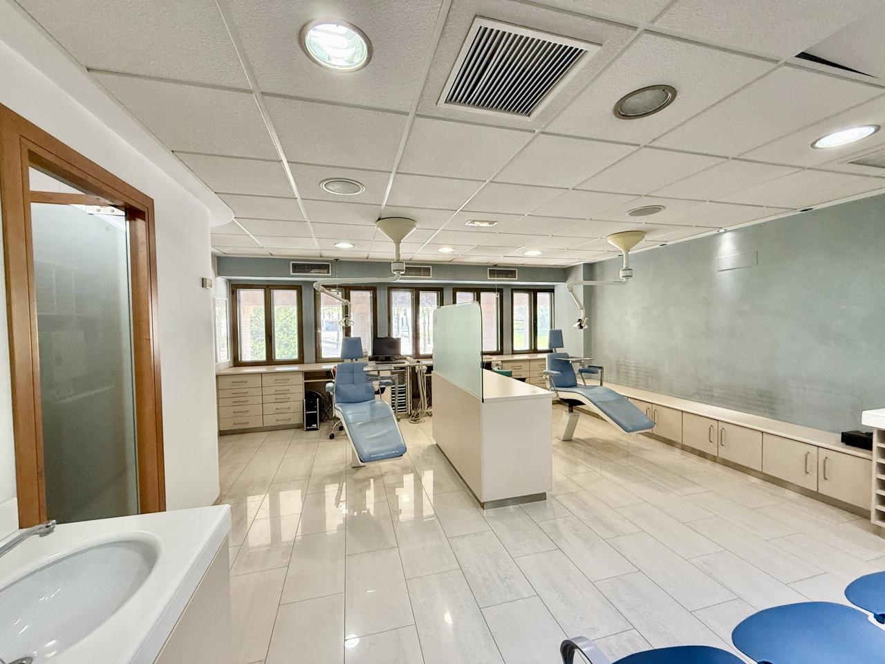 Office in Benidorm, Alicante of 71 m2