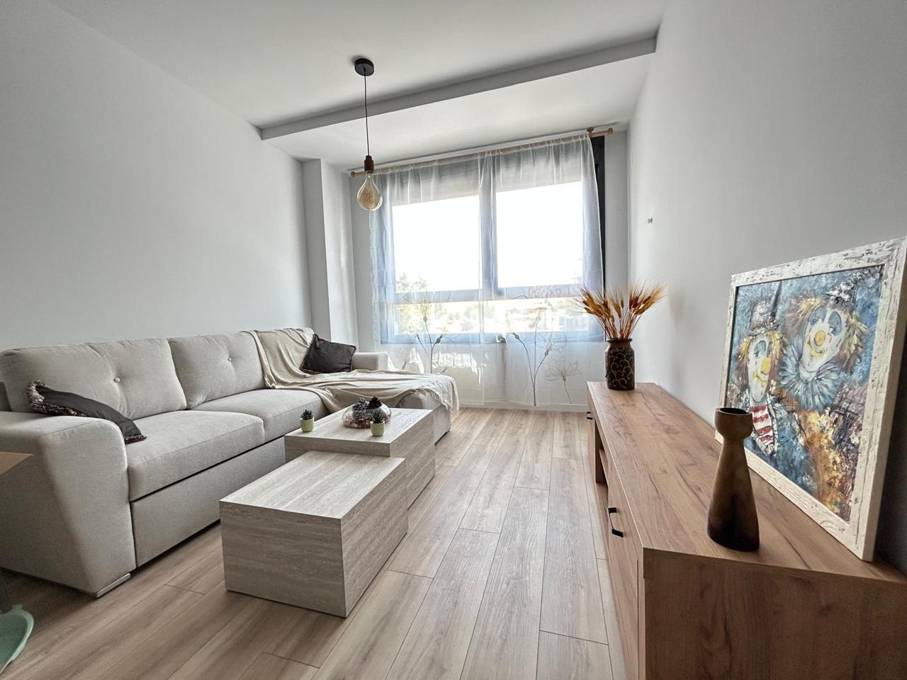 Flat in Calle Dulzaina, Valladolid, Valladolid of 65 m2