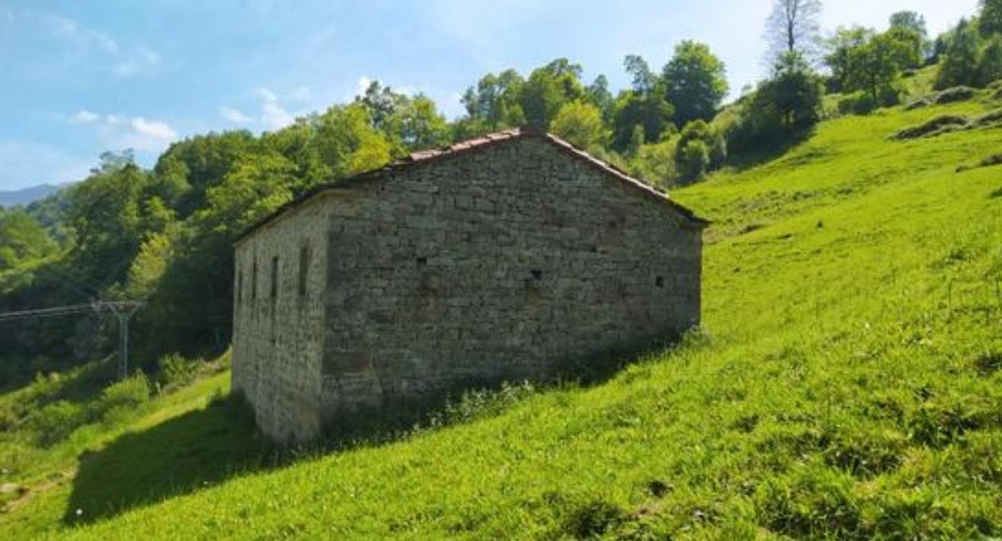 Casa de campo en venta en Cantabria