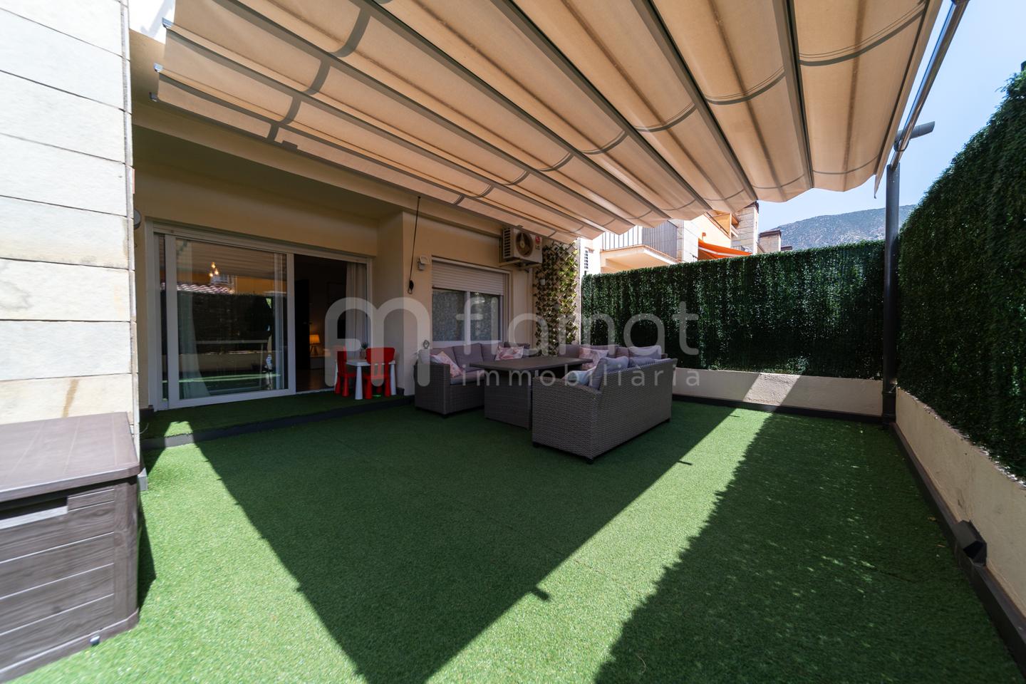 casas-adosadas en palau-saverdera · avinguda-mas-bohera-17495 370000€