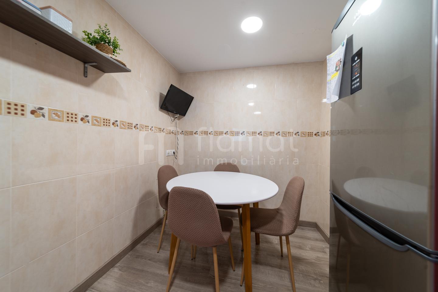 casas-adosadas en palau-saverdera · avinguda-mas-bohera-17495 370000€