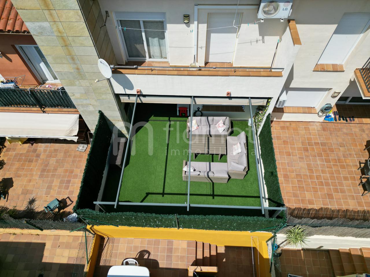 casas-adosadas en palau-saverdera · avinguda-mas-bohera-17495 370000€