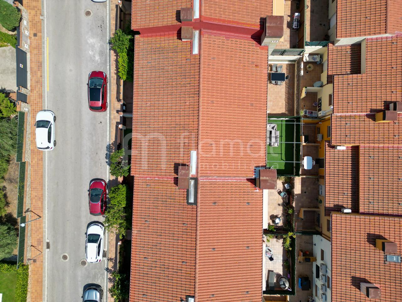 casas-adosadas en palau-saverdera · avinguda-mas-bohera-17495 370000€