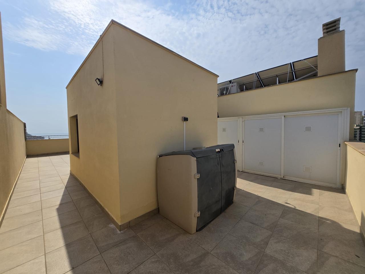 Piso en Avinguda Mestral, Villajoyosa, Alicante de 136 m2