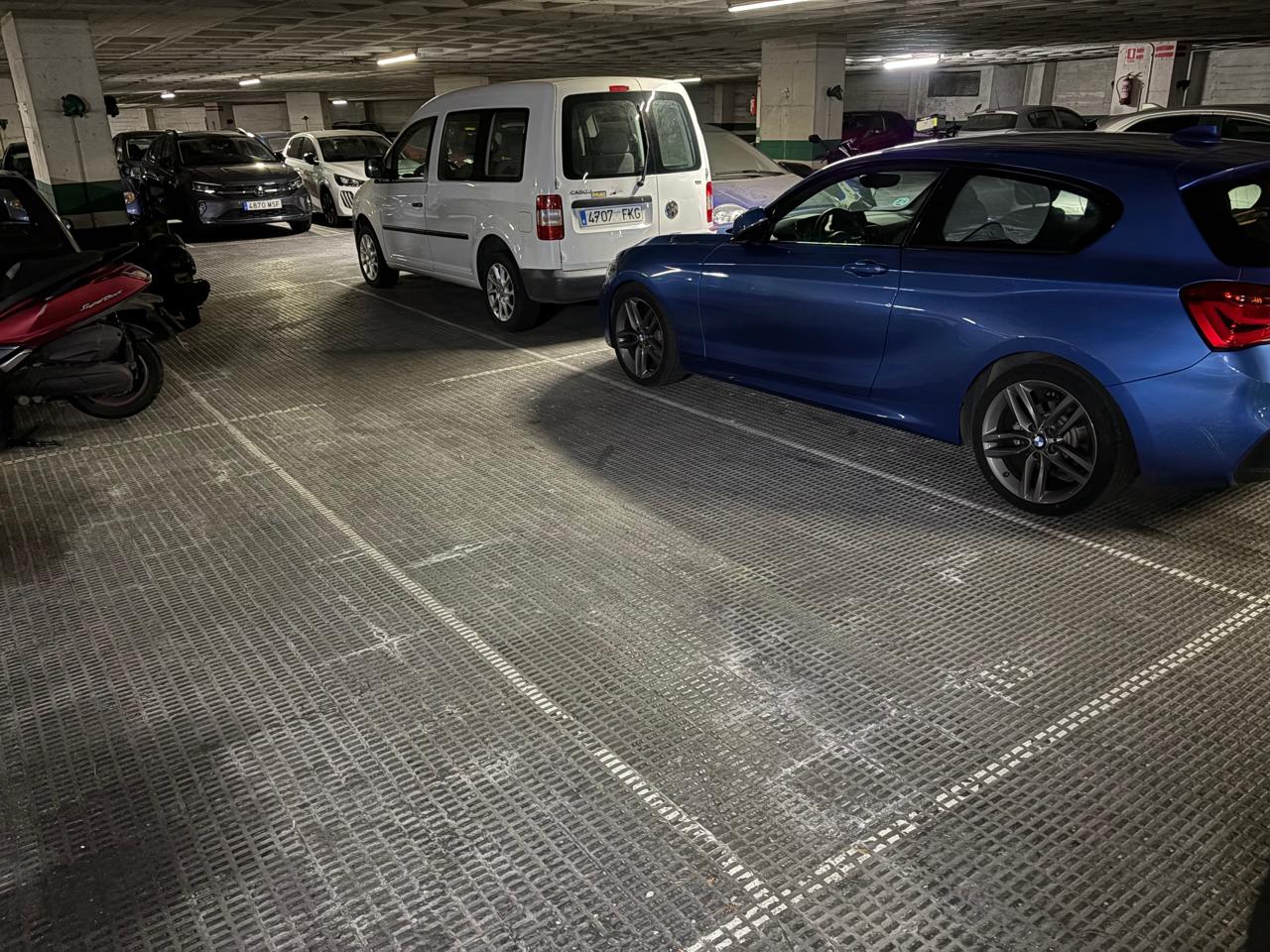 parking en barcelona · carrer-de-perea-08035 14900€