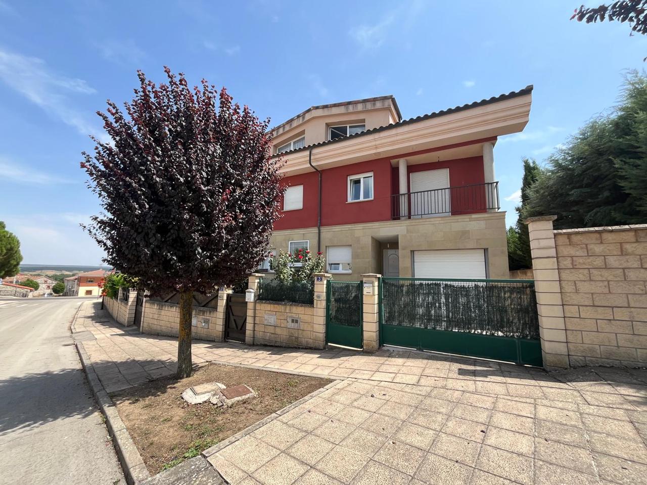 Casa / chalet en Calle Campillo, Cardeñajimeno, Burgos de 323 m2