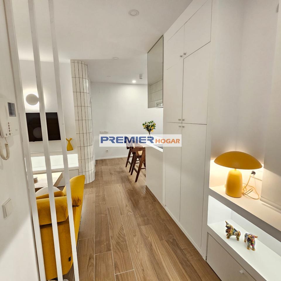 Piso en Calle de Bravo Murillo, Madrid, Madrid de 61 m2