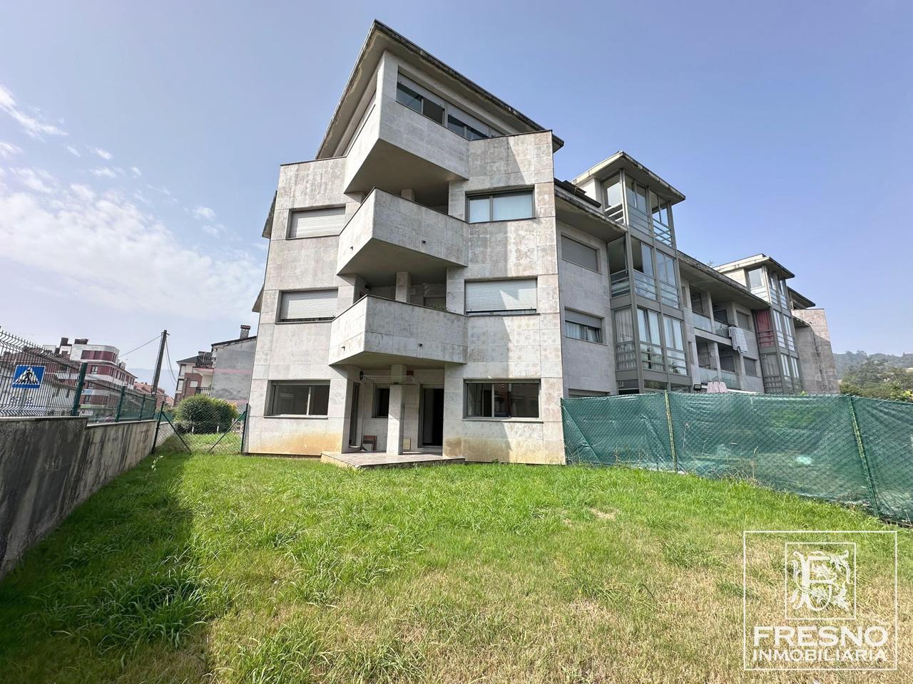 Piso en Avenida los Rosales, Sarón, Cantabria de 71 m2