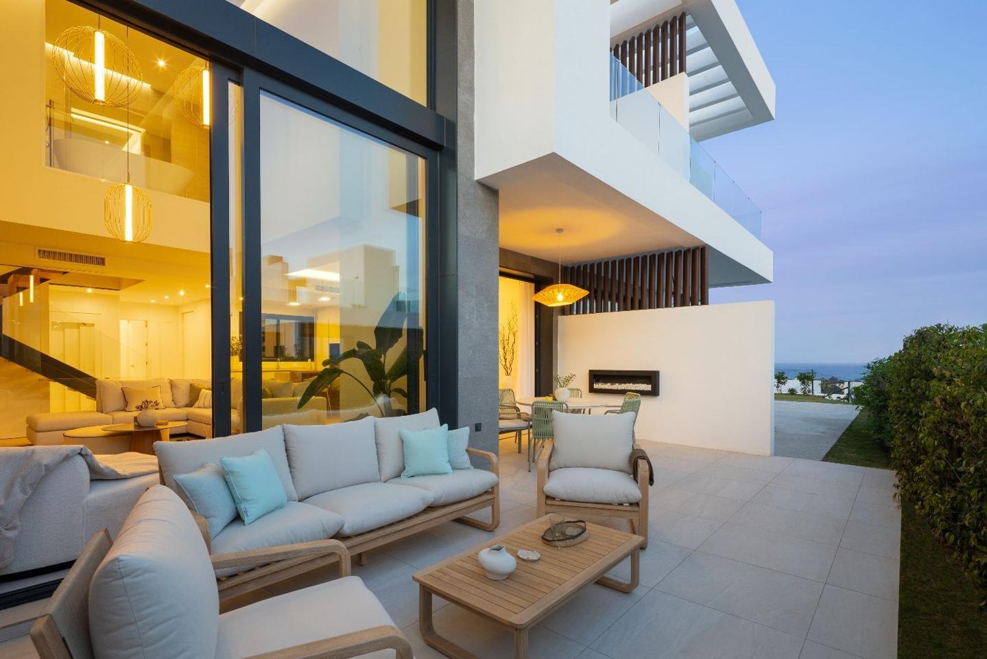 Villa in Marbella - view 1