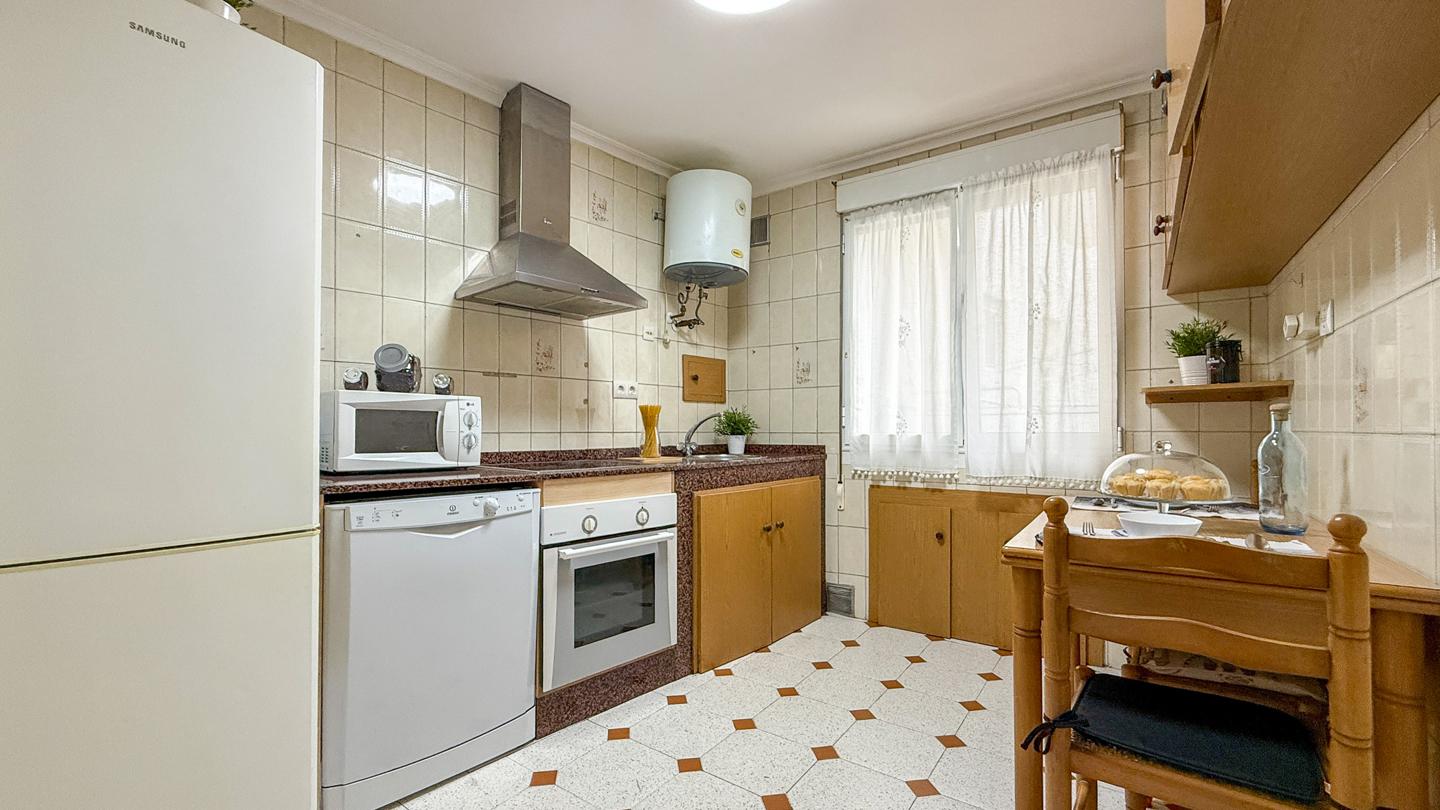 Piso en Calle Balbín 1, Gijón, Asturias de 50 m2