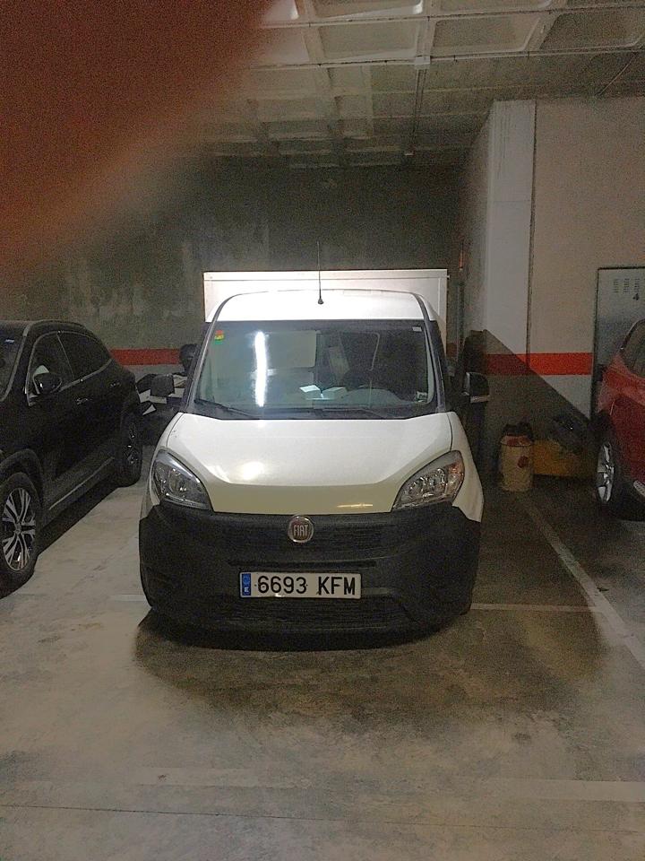 Plaza de parking en Avenida del Municipi, Benidorm, Alicante de 25 m2