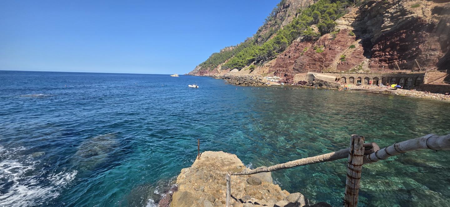 Casa con Safareig junto a la Cala Estellencs — Estellencs — Foto 19