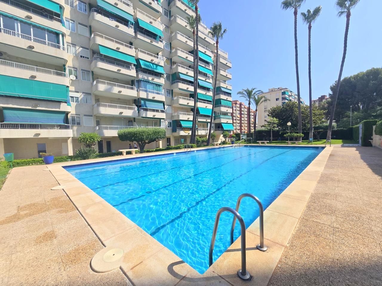 Piso en Carrer de la Rioja 127, PALYA DE GANDIA, Valencia de 95 m2