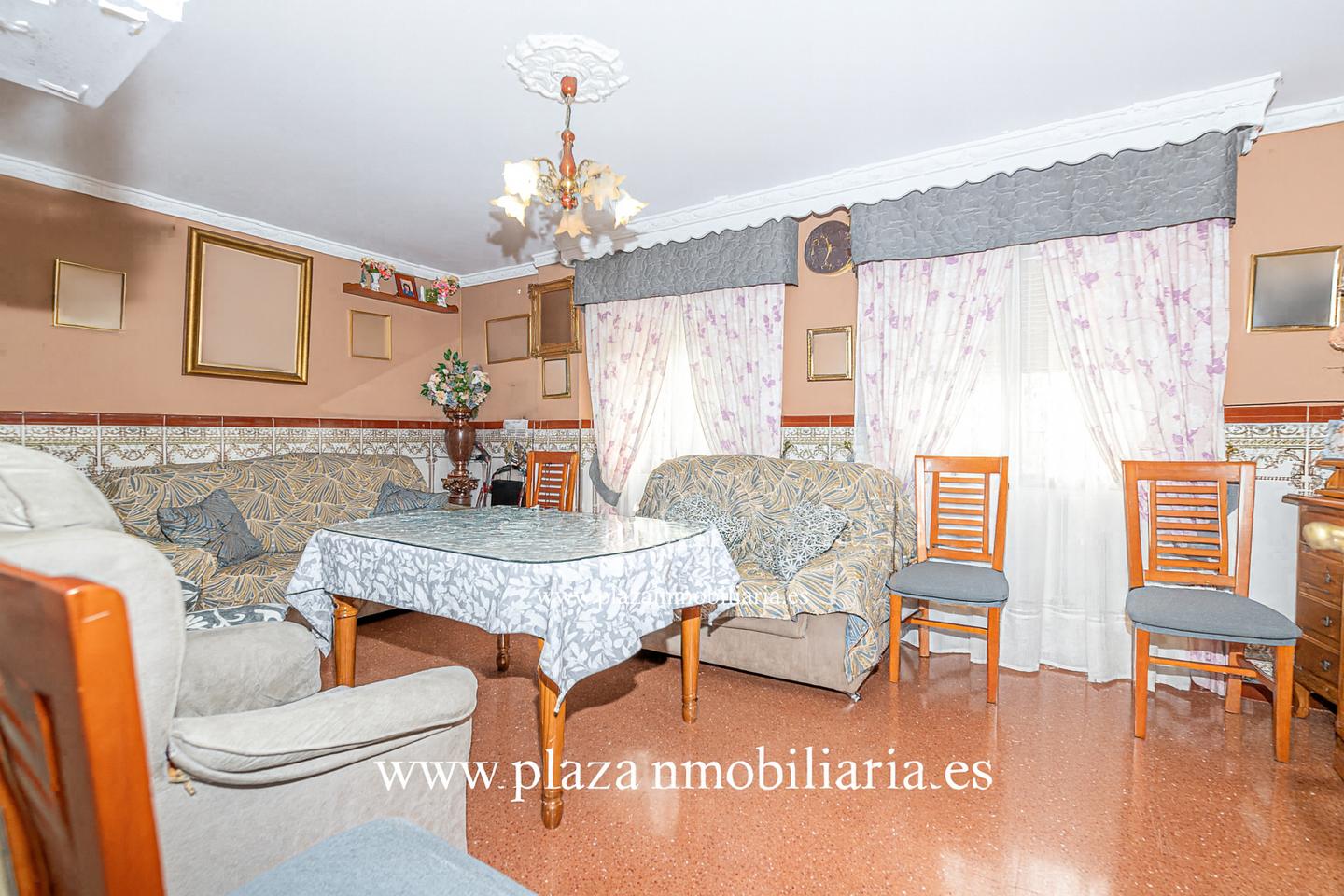 Piso en Lucena, Córdoba de 93 m2