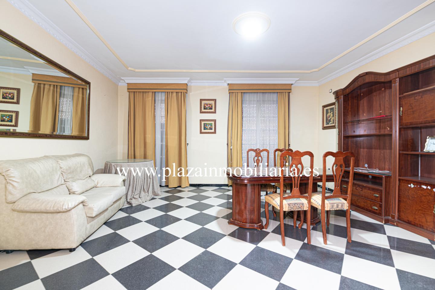 Casa / chalet en Lucena, Córdoba de 336 m2