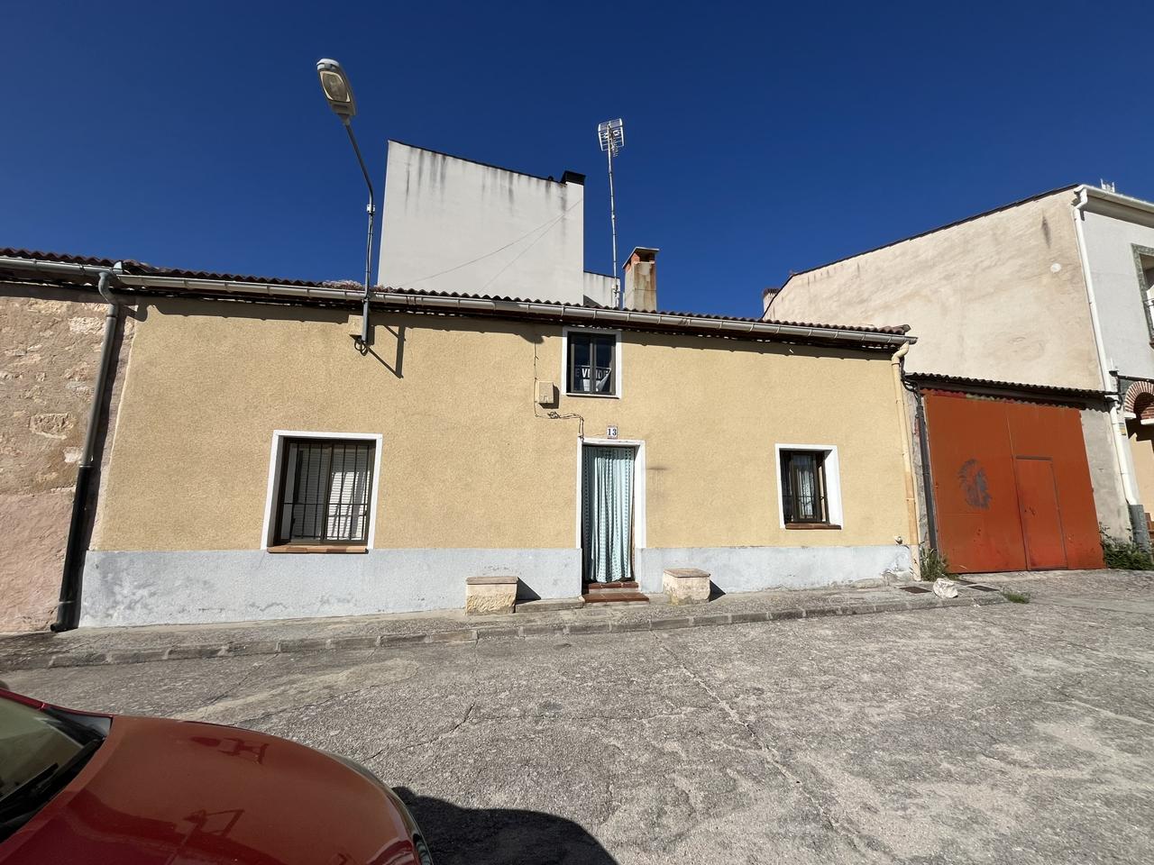 Casa rústica en Madrona, Segovia de 160 m2