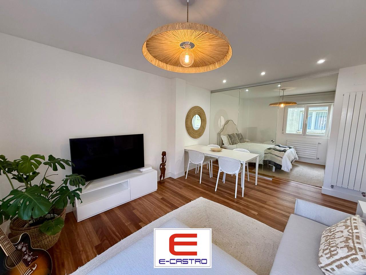 Piso en Avenida Riomar, Castro-Urdiales, Cantabria de 56 m2