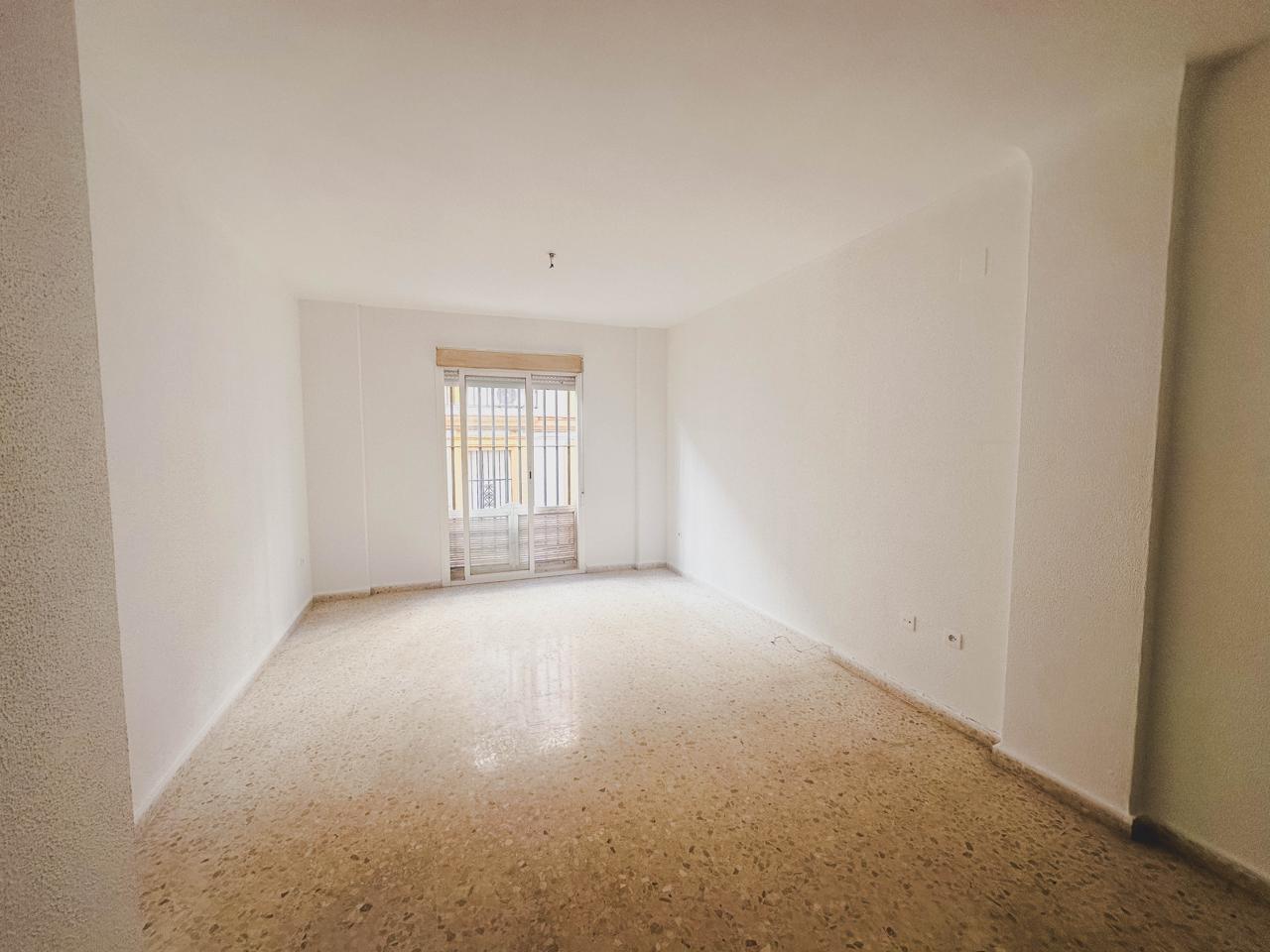 CASA TÍPICA DE PATIO DE VECINOS
