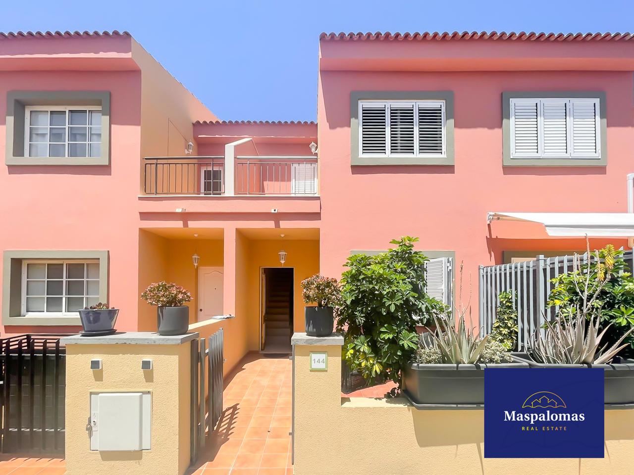 Bungalow en Calle Mar de Escocia, San Bartolomé de Tirajana, Las Palmas de 90 m2