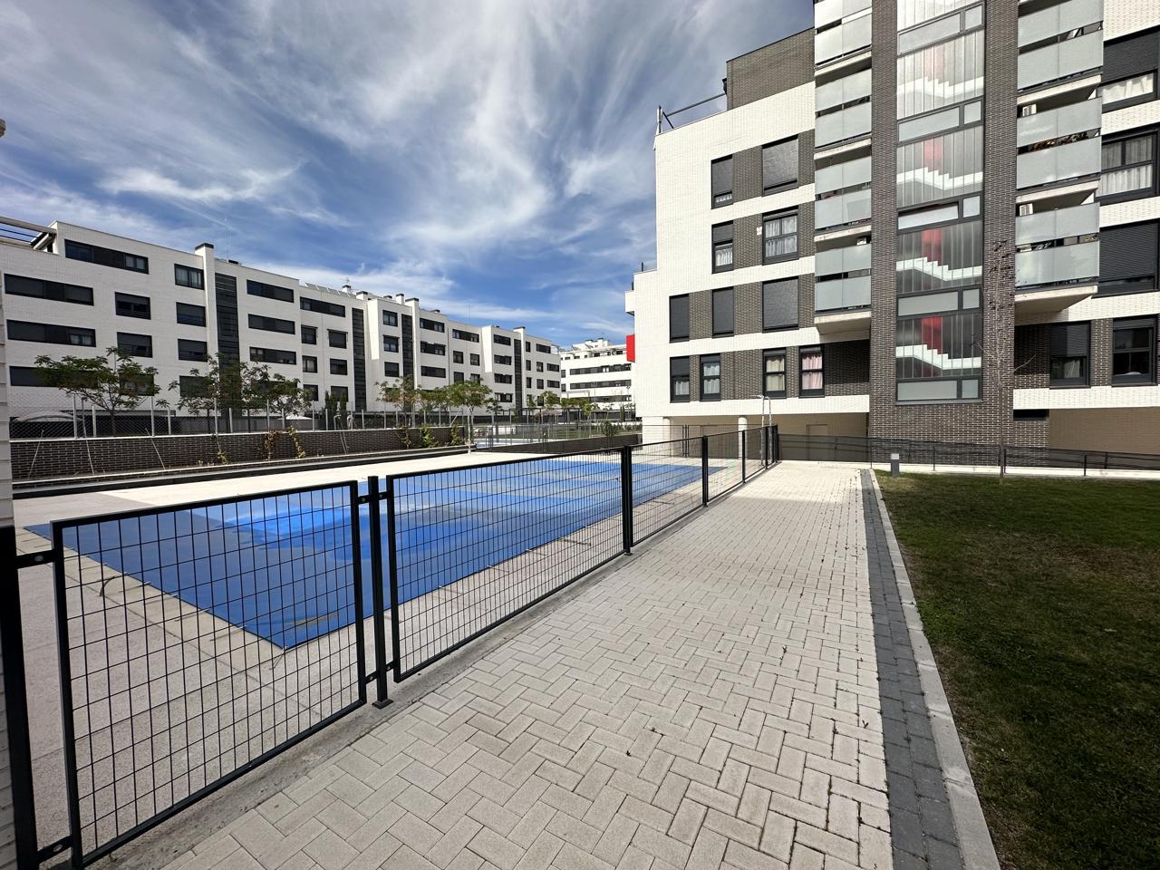Piso en Paseo de la Democracia, Torrejón de Ardoz, Madrid de 80 m2