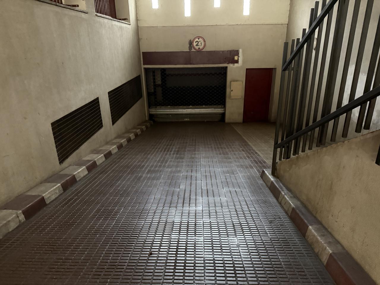 Plaza de parking en Carrer de les Teixidores, Salt, Girona de 15 m2