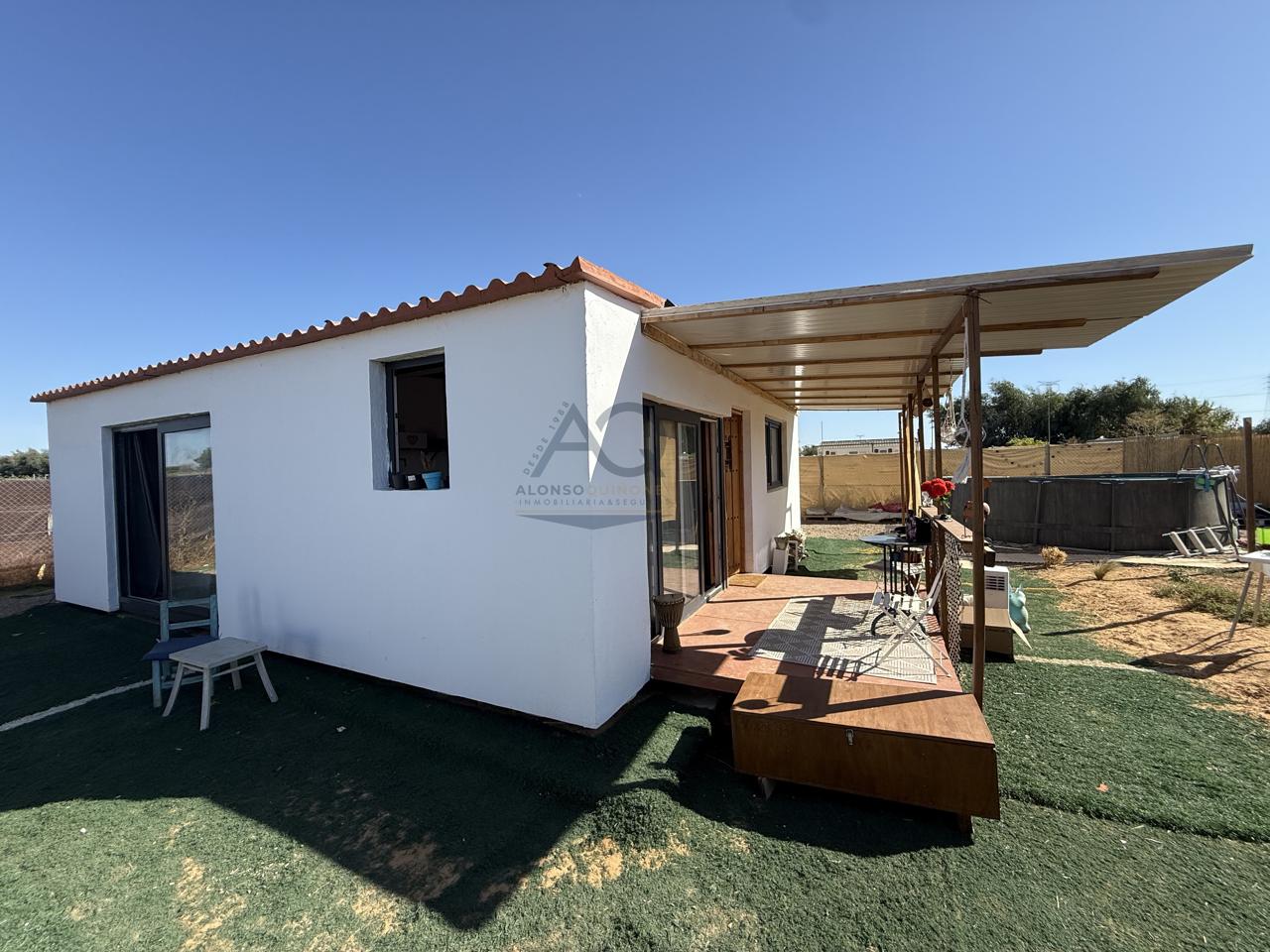 Casa rústica en URBANIZACIÓN LA CHUZONA, Utrera, Sevilla de 64 m2