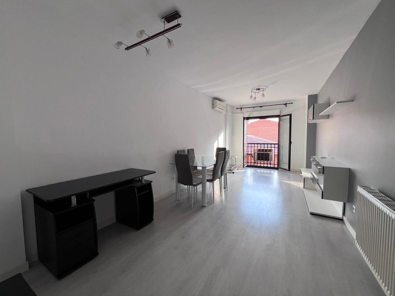 Piso en Calle los Pajares, Azuqueca de Henares, Guadalajara de 120 m2