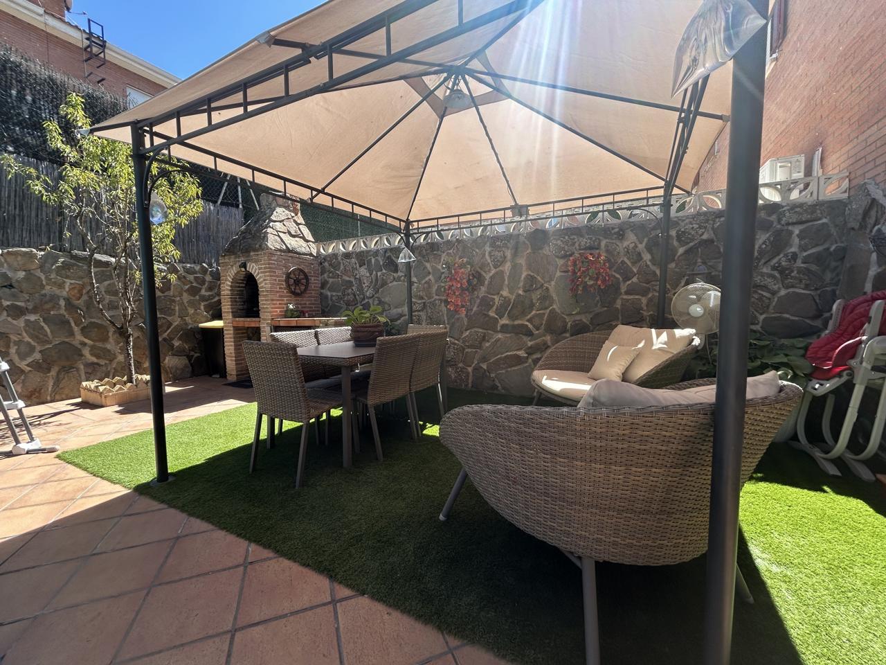 Casa / chalet en Calle del Colibrí, Rivas-Vaciamadrid, Madrid de 209 m2