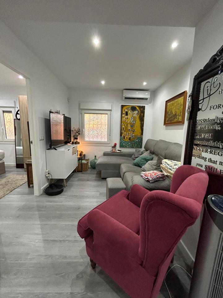 Piso en Calle Virgen del Rocío, Málaga, Málaga de 72 m2