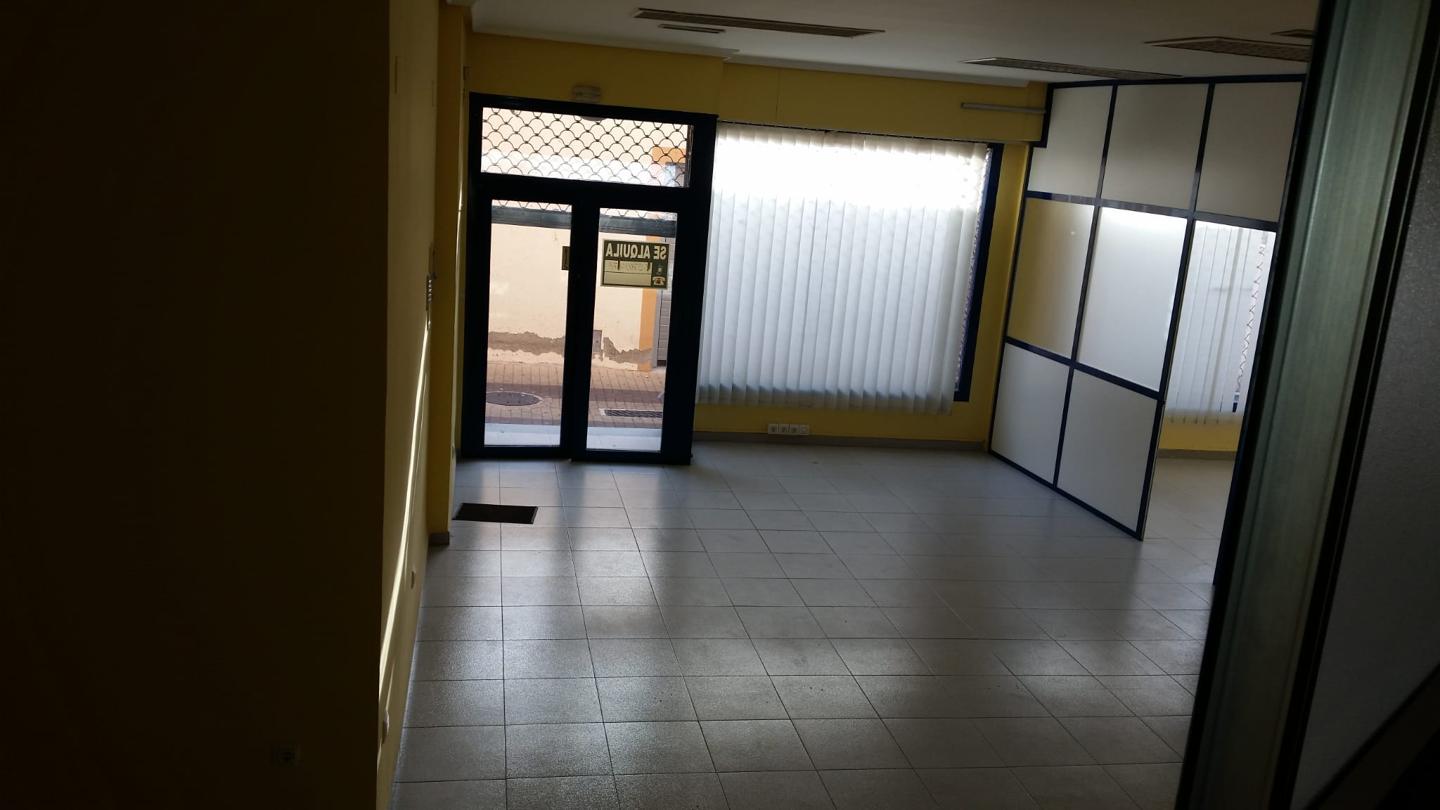 Local en Calle Parque Greco, Illescas, Toledo de 87 m2