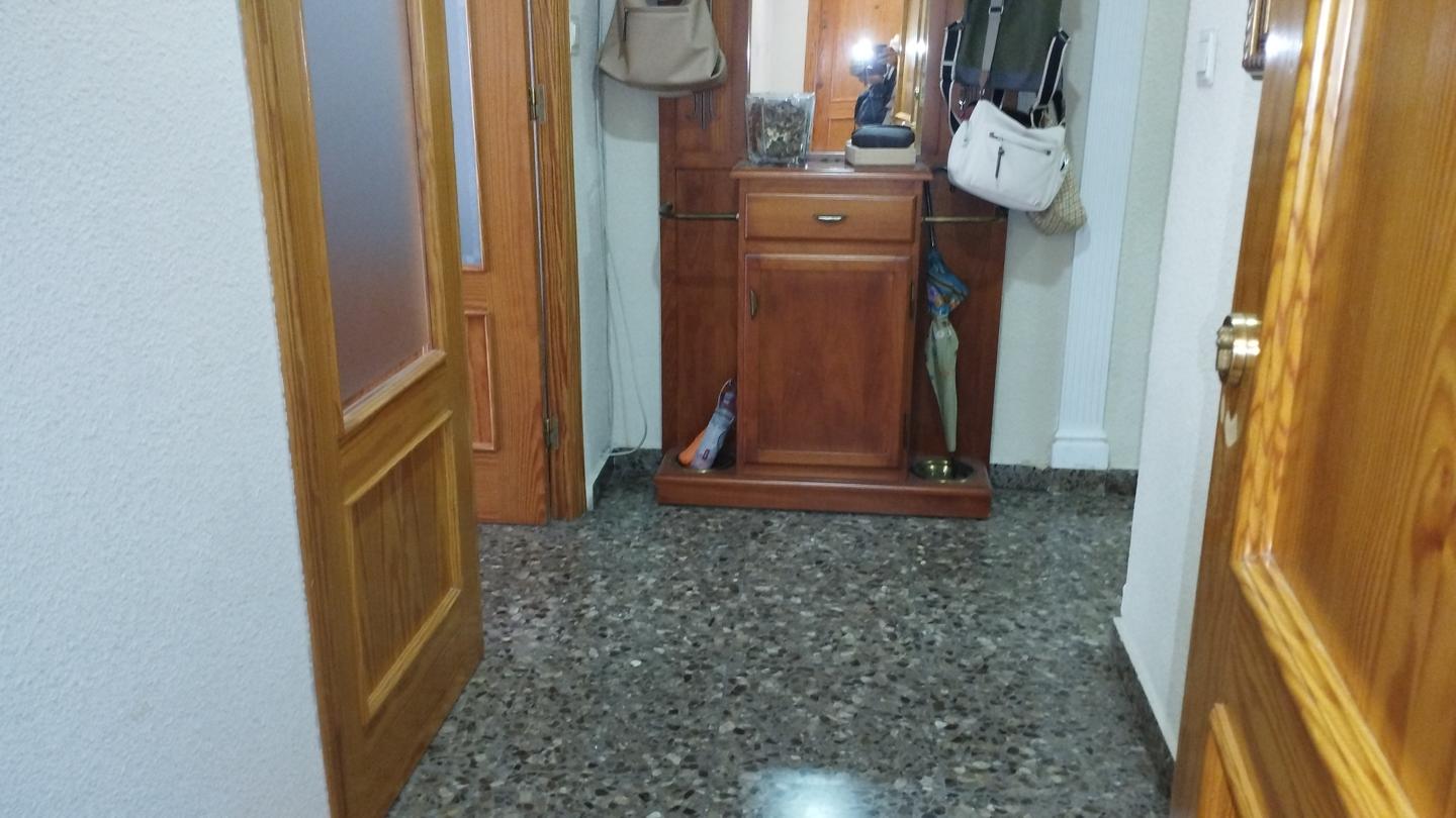 Piso en Calle Cid, Albacete, Albacete de 110 m2