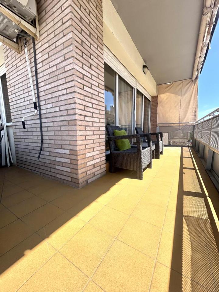 Piso en Carrer del Consell de Cent, Terrassa, Barcelona de 69 m2