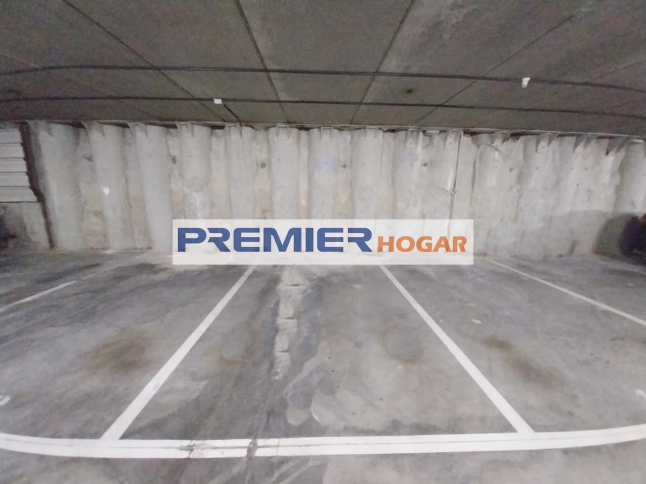 Plaza de parking en Calle de Dinamarca, Fuenlabrada, Madrid de 16 m2