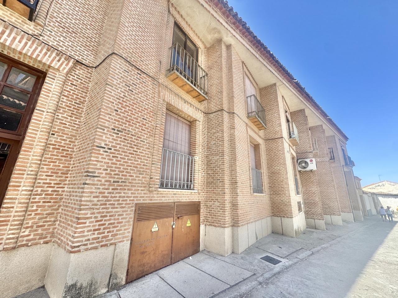 Local en venta en Ávila